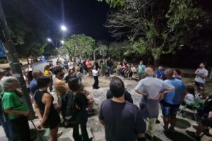 Peligra el acceso público a la playa de Rosario