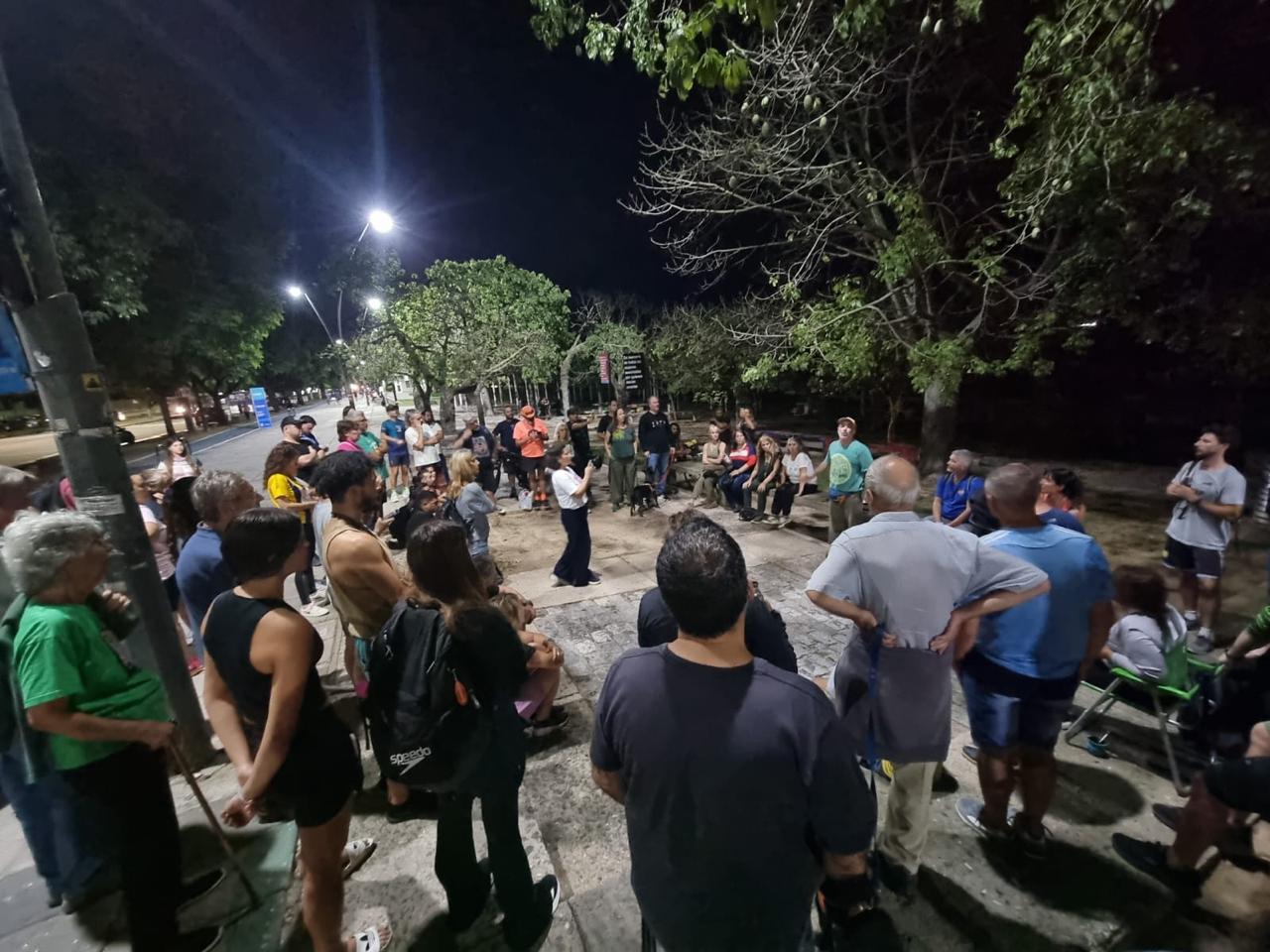 Peligra el acceso público a la playa de Rosario