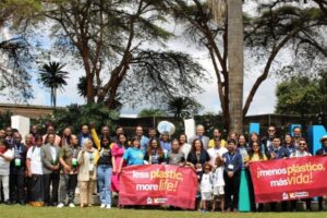 Hacia un Tratado Global de Plásticos: Preocupación frente a la falta de espacios de participación y el conflicto de intereses