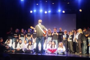 Una canción para mi tierra: Otro mundo es posible!